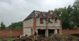 Демонтаж 2 этажного дома Боровичи, цена от 2647 руб.