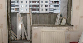 Демонтаж подоконного блока в Боровичах – услуги по доступным ценам от 1557 рублей