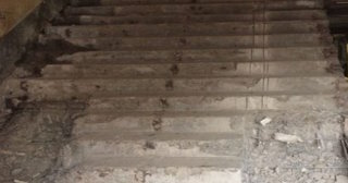 Демонтаж ступеней в Боровичах: гранитные, деревянные, ЖБ - расценка в смете от 312 руб.