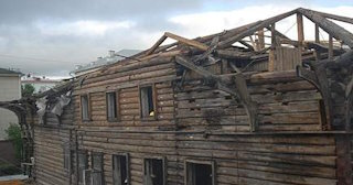 Демонтаж деревянных конструкций в Боровичах - расценки от 1038 рублей - Сварной-Брв