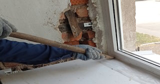 Демонтаж окон в Боровичах: цена от 1557 руб. - Сварной-Брв