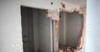 Демонтаж стен Боровичи, цена от 2958 руб.